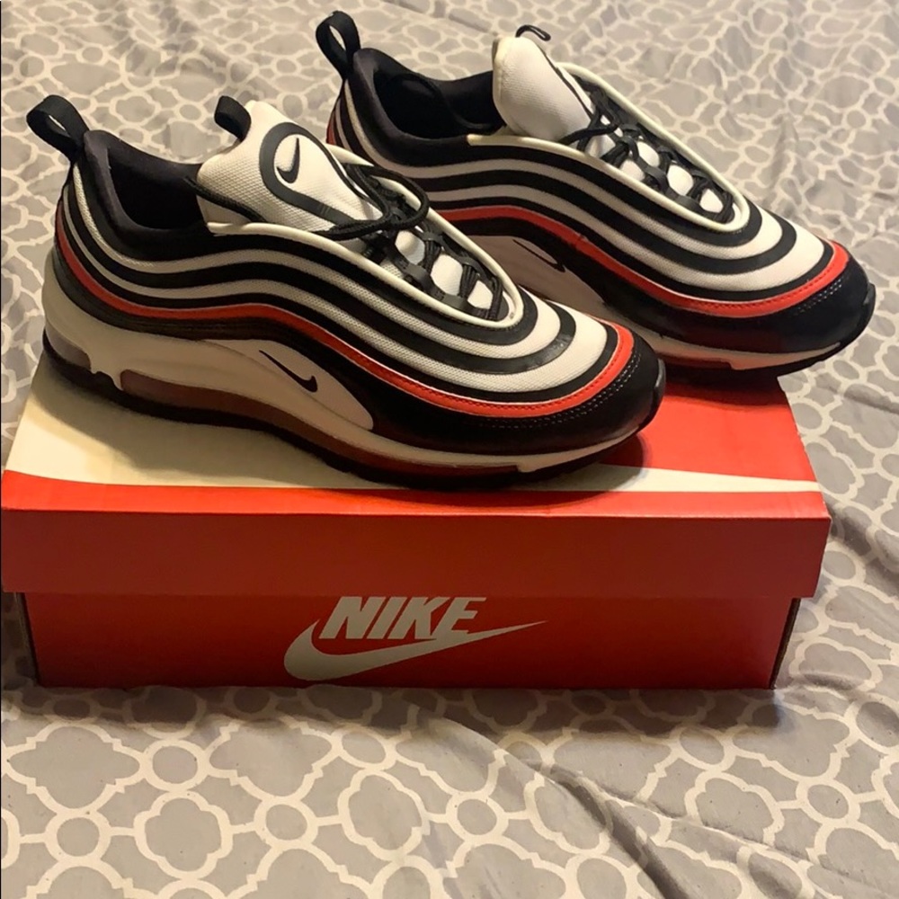 Women’s Nike Airmax